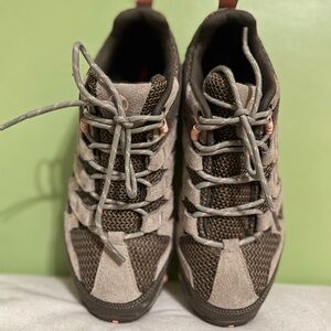 Merrell Women’s Core Alverstone Hiking Shoes Size 8.5